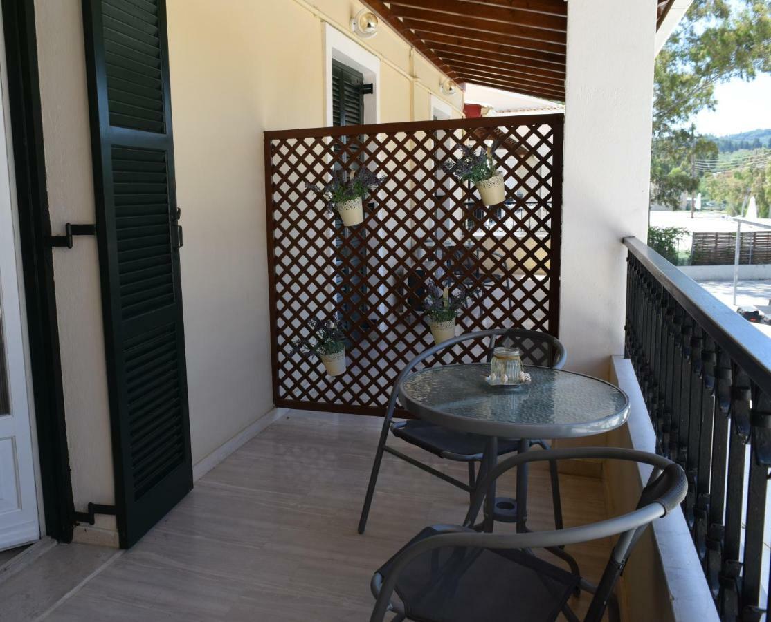 Marini Apartments Moraitika Exterior photo